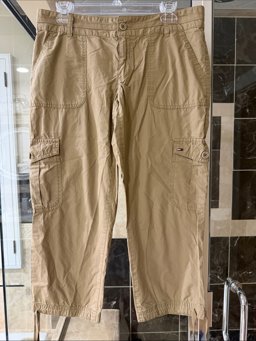 Tommy Hilfiger Women’s Khaki Cargo Pants